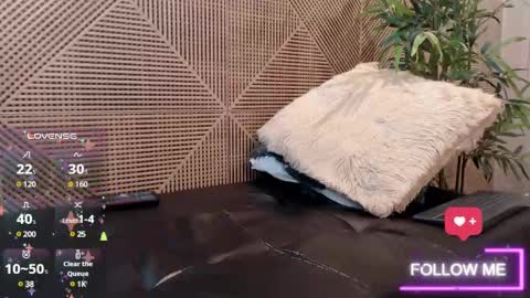 Snapshot of gabriell_ramirez_ chatting on March 9, 7:23 am gabriell_ramirez_ online show from March 9, 7:23 am