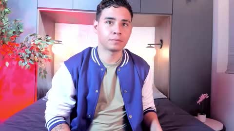 Snapshot of gabriell_ramirez_ chatting on September 19, 4:05 am gabriell_ramirez_ online show from September 19, 4:05 am