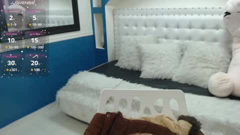 Snapshot of gaby_trent chatting on February 25, 3:31 pm gabriela online show from February 25, 3:31 pm