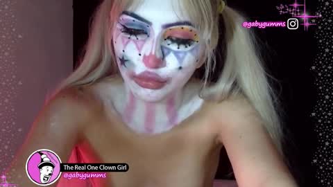 gabygumms online show from February 19, 10:53 pm