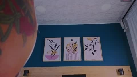 Snapshot of gabypetit chatting on September 18, 8:02 pm Gaby online show from September 18, 8:02 pm