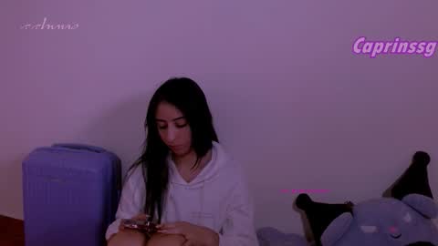 gabyye capprins online show from March 6, 9:47 pm