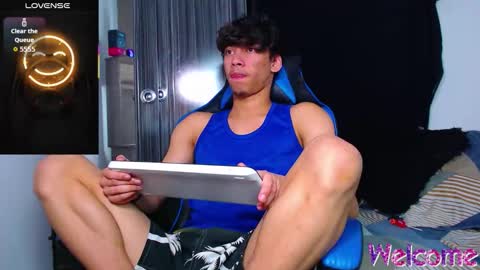 gael_jones online show from December 20, 4:52 am