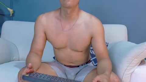 gael_montess online show from July 28, 7:39 pm