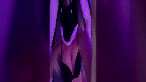 Feetbaabe online show from July 2, 10:31 am