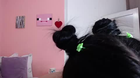 Snapshot of galayounng_ chatting on March 11, 6:19 pm Gala Y online show from March 11, 6:19 pm