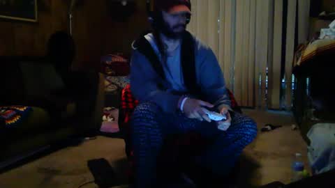 Snapshot of gamerfiend420 chatting on October 14, 12:35 am gamerfiend420 online show from October 14, 12:35 am
