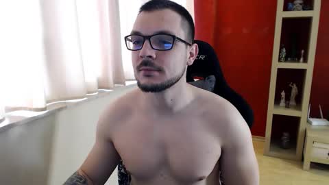 GangstaLover online show from March 6, 5:06 am