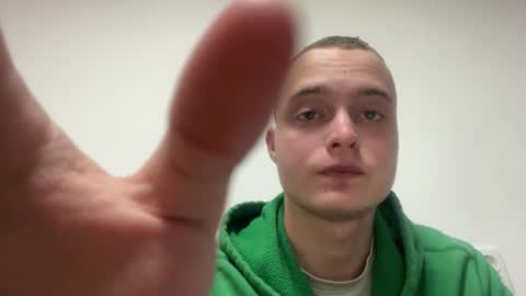 Max online show from February 2, 9:33 pm