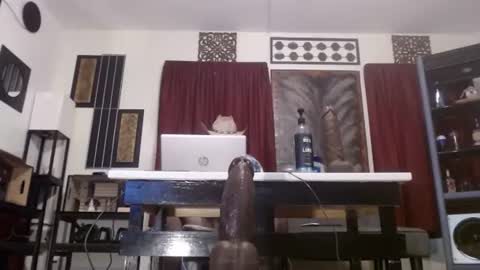 gatewaylaptop2019 online show from April 8, 9:40 pm