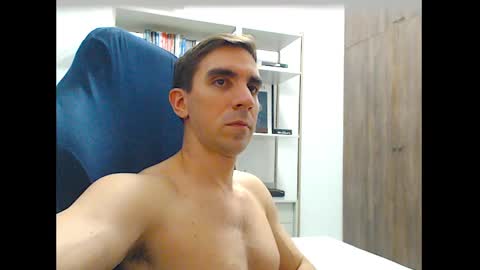 gatosarado23 online show from November 18, 3:42 am