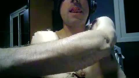 gauchors21 online show from November 9, 2:37 am