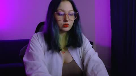 Vi online show from November 1, 7:35 pm