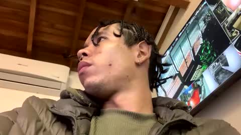 Andrs  online show from January 16, 8:23 am