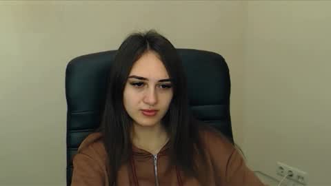 Gemma online show from November 3, 6:36 am