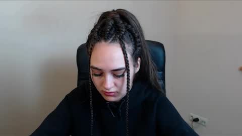 Gemma online show from March 25, 7:04 am