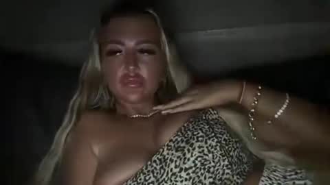 gemmaxox1 online show from July 13, 9:18 pm