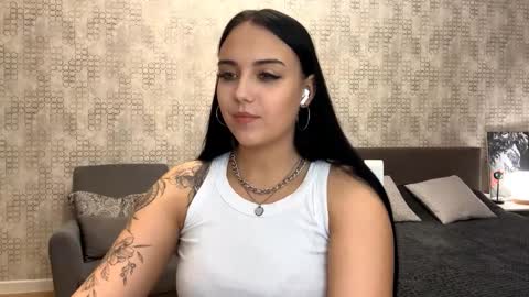 Maria online show from October 22, 3:03 pm