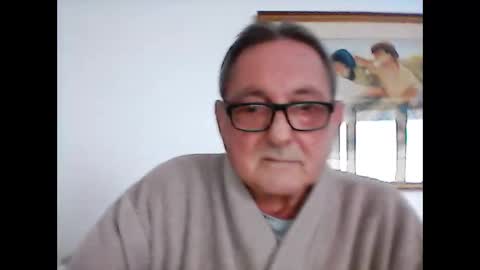 Snapshot of georg1412 chatting on December 30, 8:43 am georg1412 online show from December 30, 8:43 am