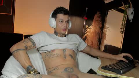 Snapshot of george_prince2 chatting on September 30, 7:08 am independent model online show from September 30, 7:08 am