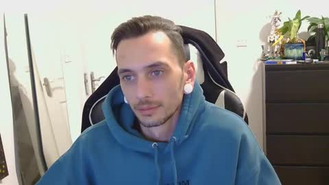 georgek0011 online show from November 24, 1:04 am