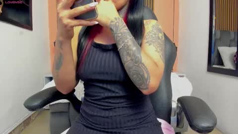 Snapshot of georgina_vega chatting on October 1, 3:05 am Georgina online show from October 1, 3:05 am