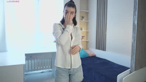 Snapshot of georginatrue chatting on September 26, 3:25 am My name is Kelly online show from September 26, 3:25 am