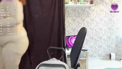 Snapshot of georginia_grimes chatting on September 9, 9:53 am Georginia online show from September 9, 9:53 am
