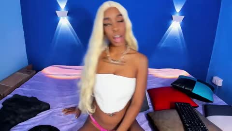 Georgina  online show from February 28, 8:50 pm