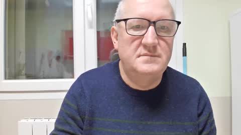 gerardlp131313 online show from February 4, 8:02 pm