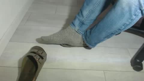 GermanSoleBro online show from February 5, 7:45 am