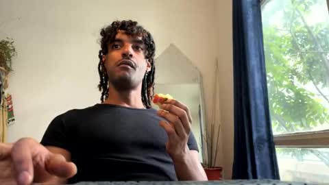 Snapshot of gerson229 chatting on September 13, 11:34 am gerson229 online show from September 13, 11:34 am