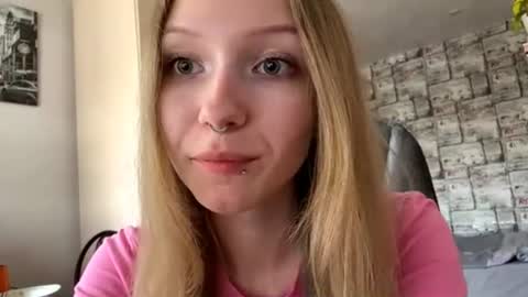 Sophie online show from July 1, 9:29 am