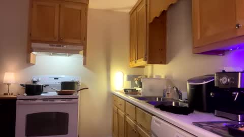 big boy ghost face online show from February 23, 3:52 am