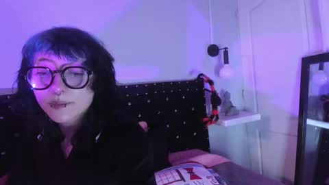 Allison  online show from November 3, 8:21 pm