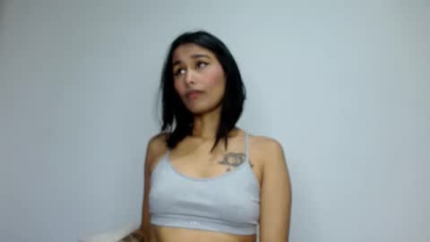 Snapshot of gia_lee10 chatting on October 1, 2:43 am Gia Lee online show from October 1, 2:43 am