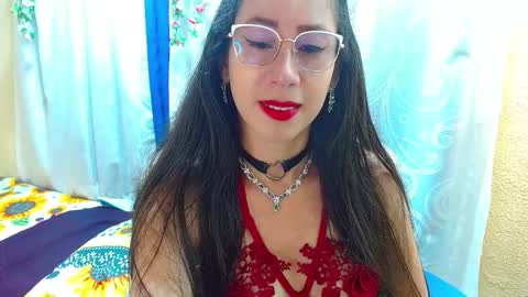 Gia  online show from December 3, 2:51 pm