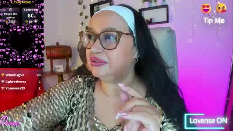 nahomi online show from February 24, 12:02 am