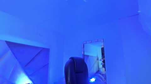 Gia  online show from January 12, 4:30 am