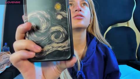 GiaRoussel online show from February 15, 4:17 pm