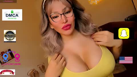 Snapshot of giftedgirl4u chatting on February 27, 12:57 am Ms. Abby - IF YOU DEMAND I DEMAND ASWELL- online show from February 27, 12:57 am