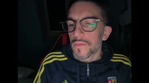 Gigi online show from February 21, 4:15 am