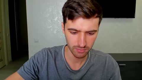 gilbertogonzales online show from March 4, 6:26 am