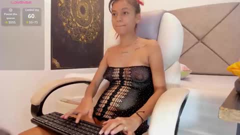Snapshot of gimenalara chatting on February 25, 7:38 pm Gimena online show from February 25, 7:38 pm