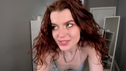 Snapshot of gin_yoon chatting on February 7, 6:24 am Gin online show from February 7, 6:24 am