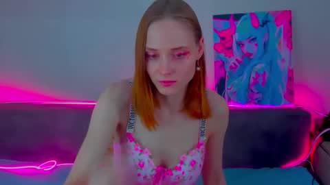 Gina online show from September 10, 11:11 am