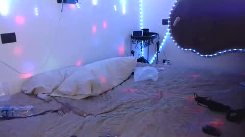 Serena online show from December 10, 9:01 am