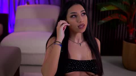 Gina online show from September 12, 6:10 pm