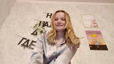 Ginger Anna online show from May 19, 5:09 pm
