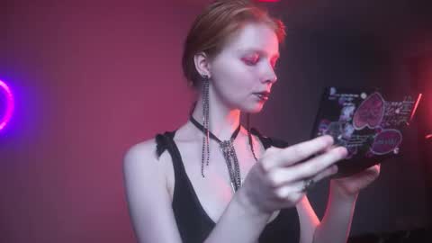        im expecting 350 thumbs up on my altar   online show from September 17, 10:13 pm